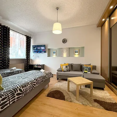 Apartment 08 Centrum - Mieszkanie Przy Parku Centralnym Dla 4 Os