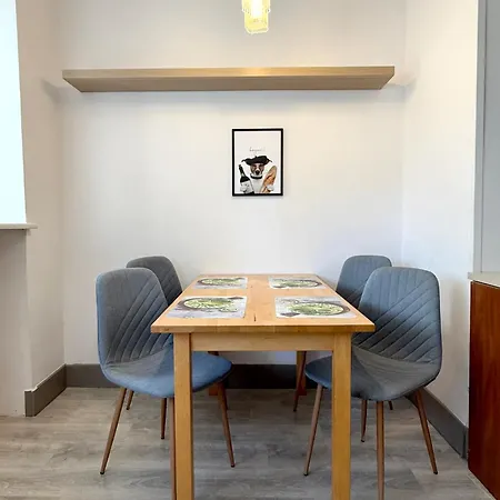 08 Centrum - Mieszkanie Przy Parku Centralnym Dla 4 Os Appartement *