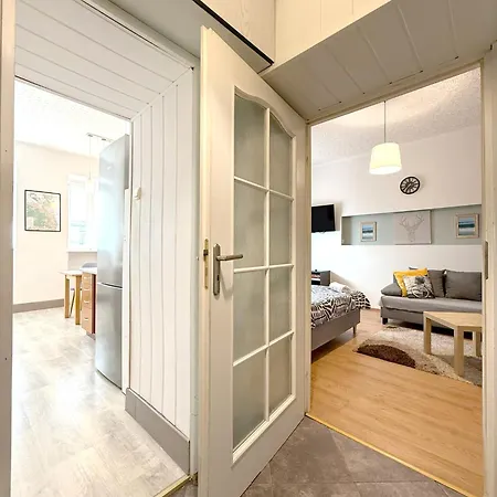 08 Centrum - Mieszkanie Przy Parku Centralnym Dla 4 Os Gdynia